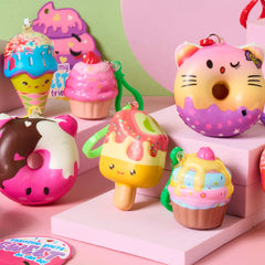 30 Cute Valentine's Day Keychains with Cards for Kids Gift Exchange