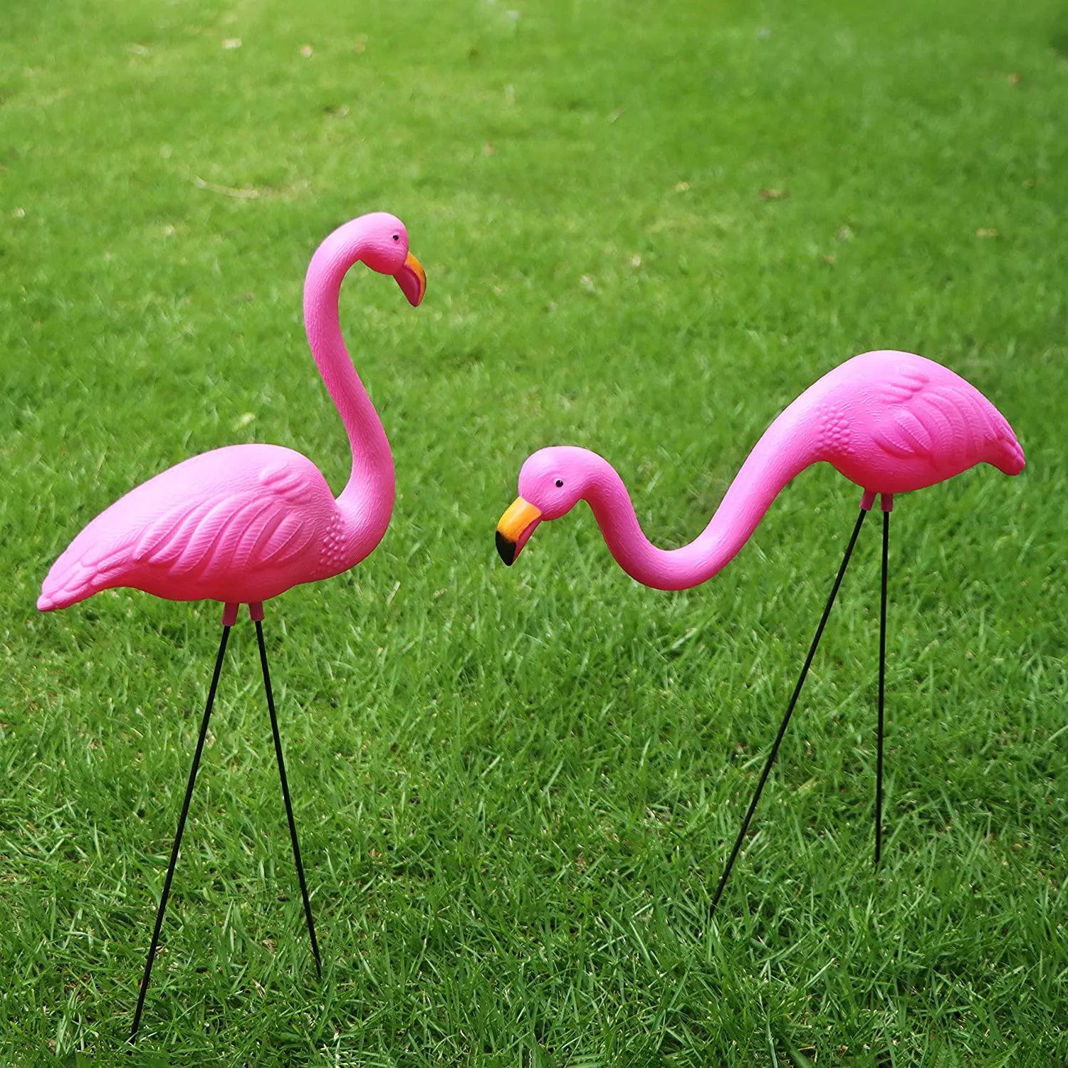 Small Flamingo Yard Ornament, Set of 2