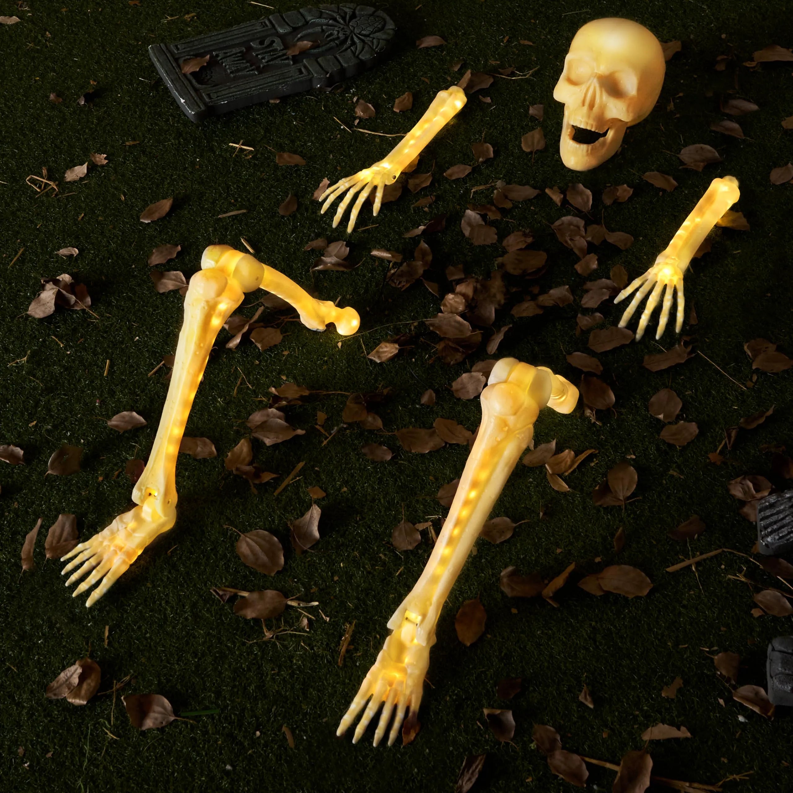 5-Piece Halloween Skeleton Decorations for Outdoor Use