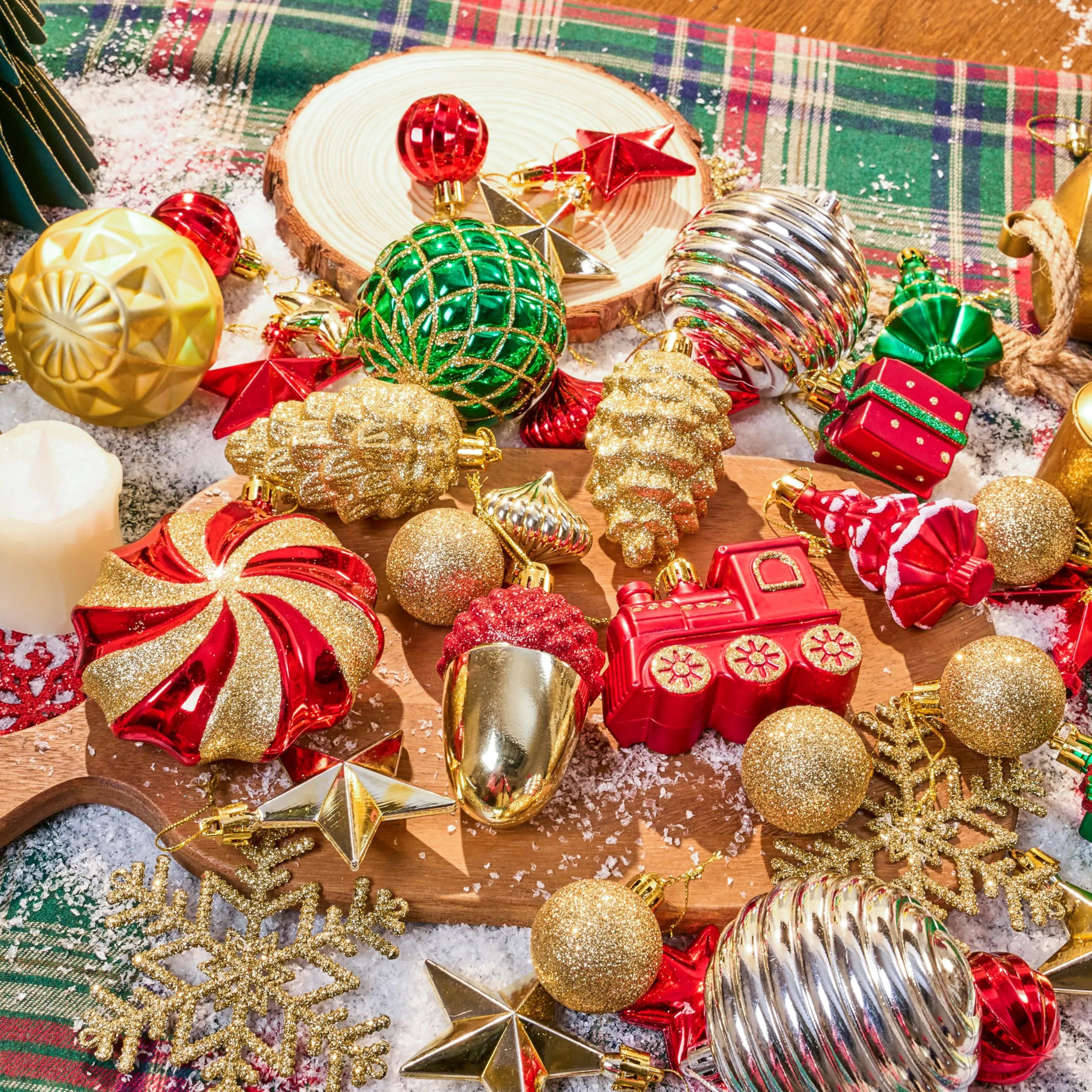 82-Piece Assorted Christmas Ornament Ball Set, 3.15-Inch Red Gold Green Deluxe