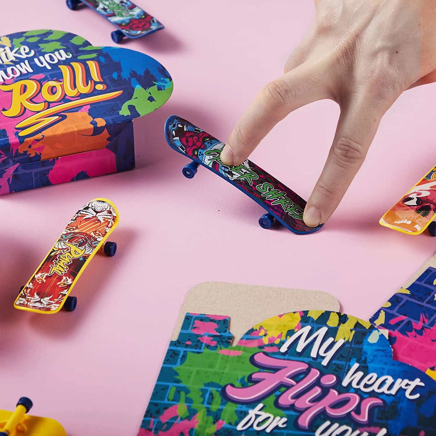28 Mini Skateboards in Boxes with Kids Valentine's Cards for Classroom Exchange