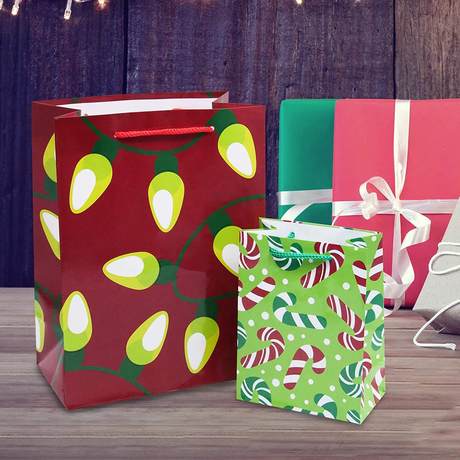 20 Christmas Goody Gift Bags with Handles, Assorted Sizes