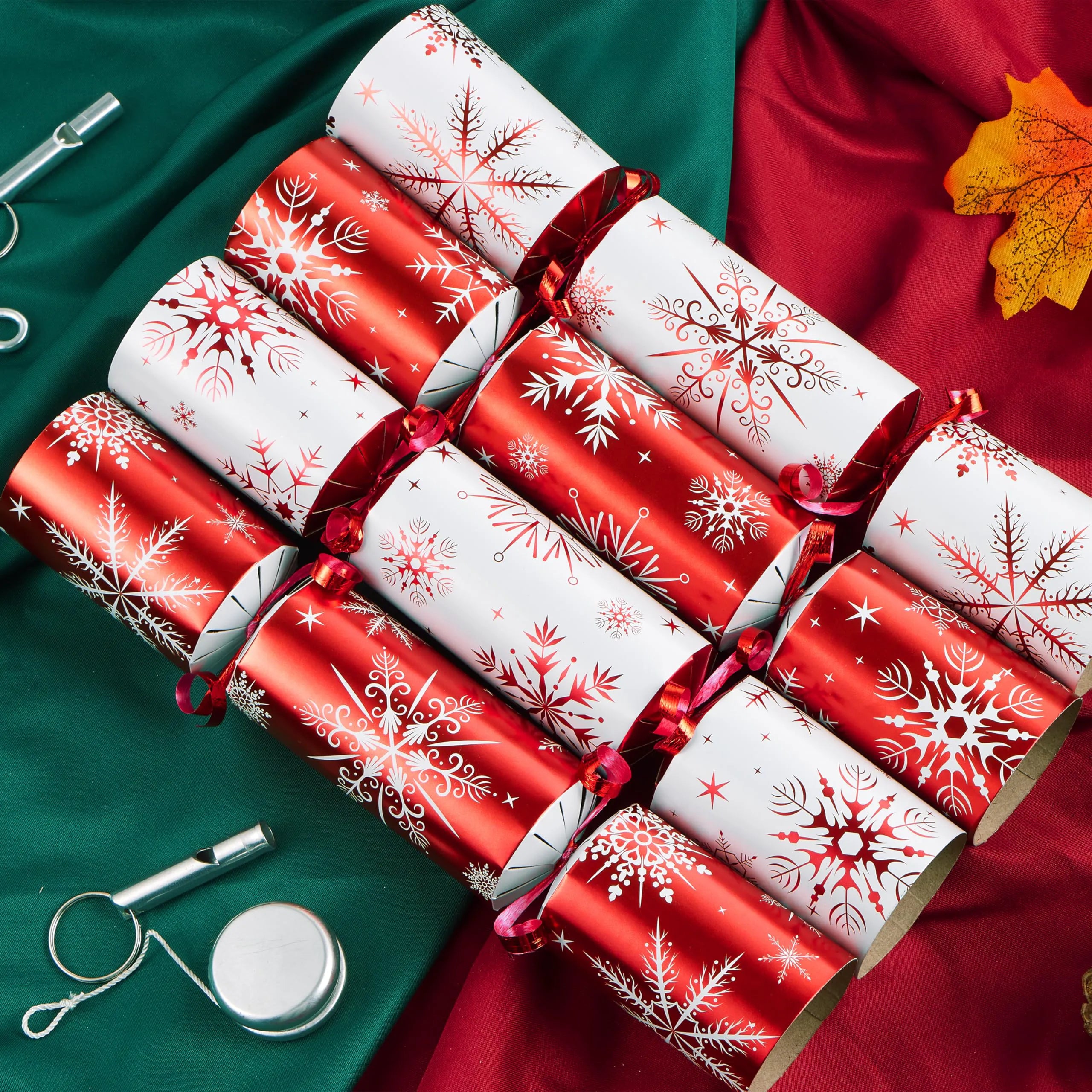 12 Pack Red White Snowflake Christmas Party Table Favors