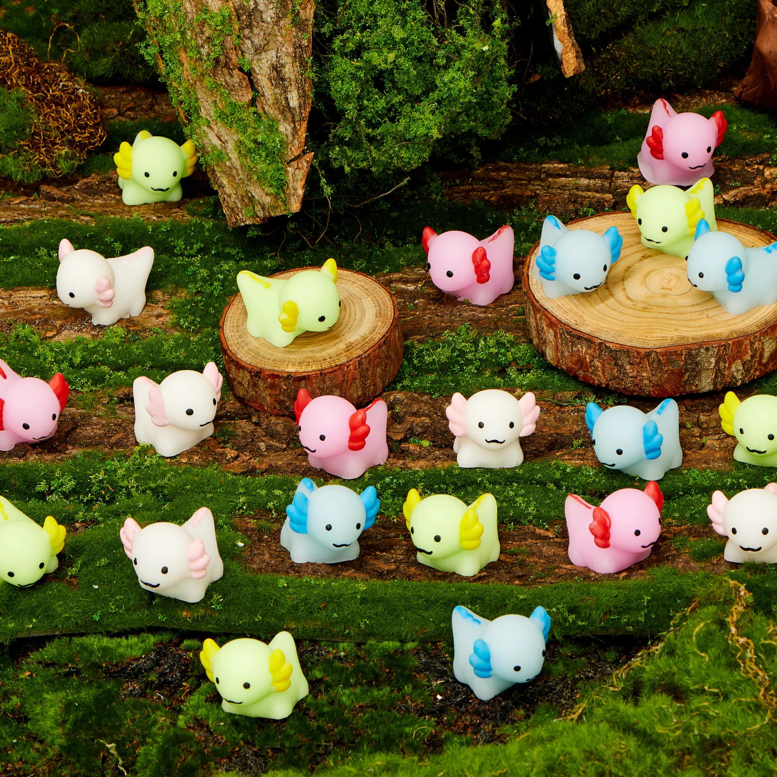 JOIN 28-Pack Valentine's Day Axolotl Mochi Squishy Toys with Funny Cards for Kids