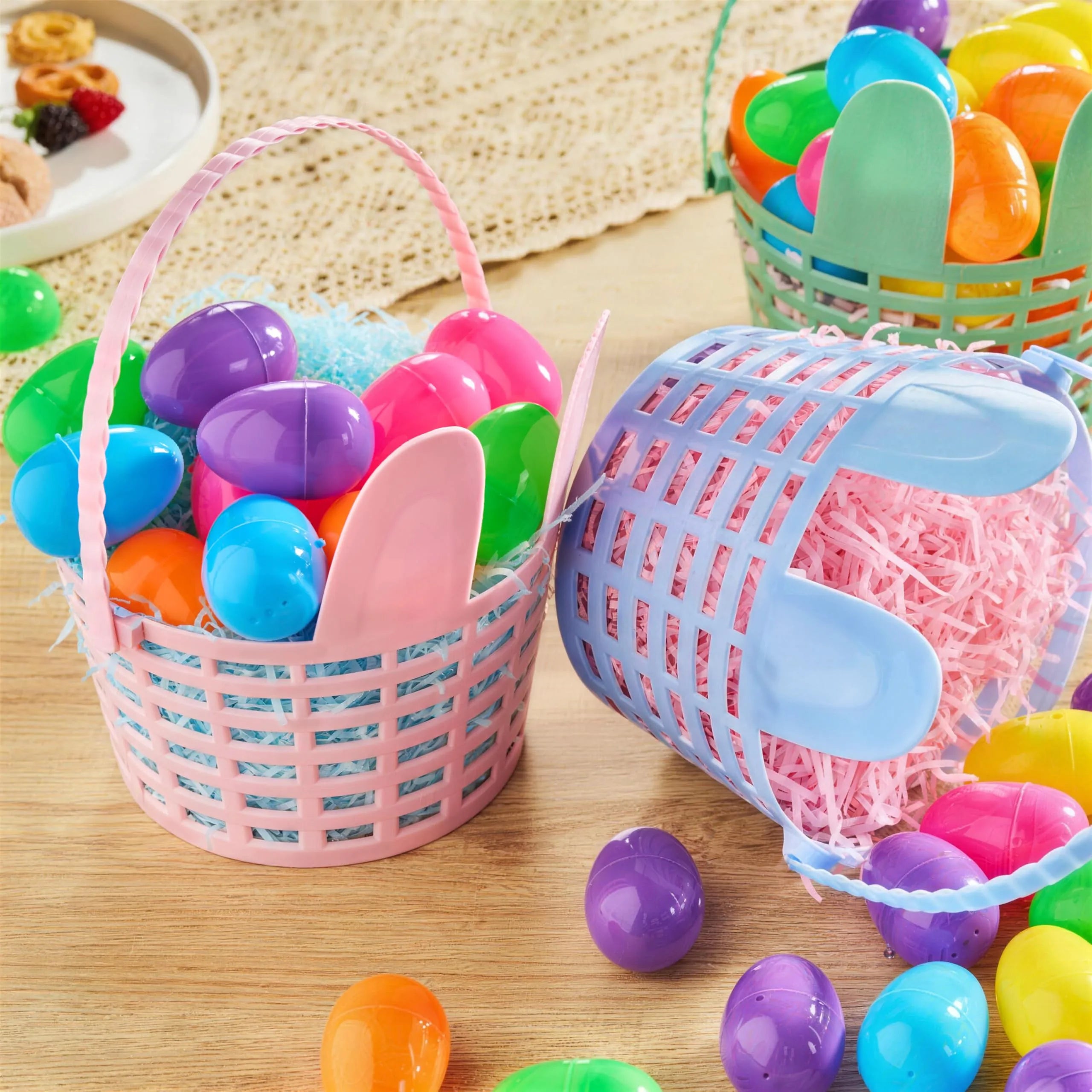 JOIN 3-Piece Easter Plastic Baskets with Bunny Ears and Shredded Paper Grass