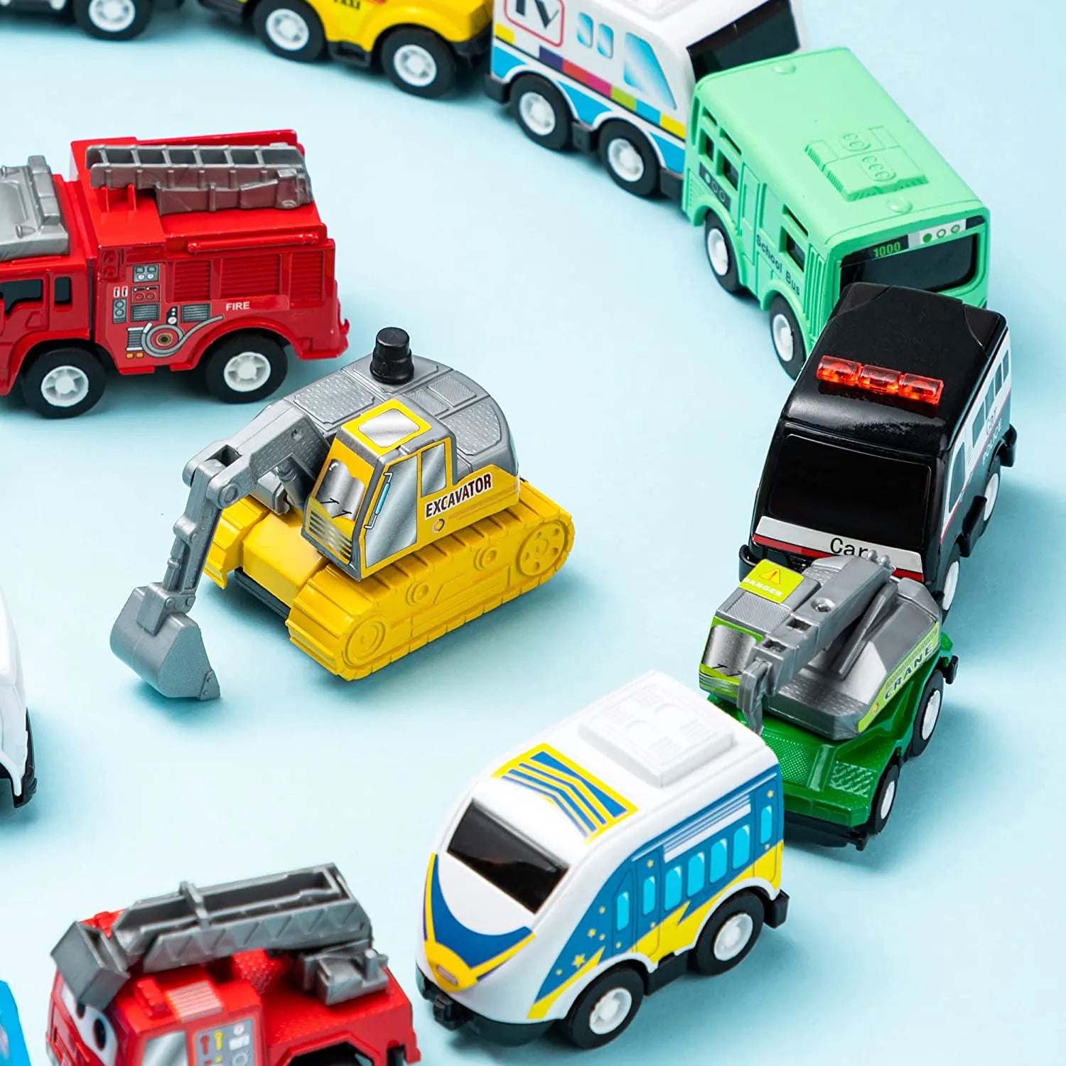 18-Pack Pull Back City Cars & Trucks Toy Set