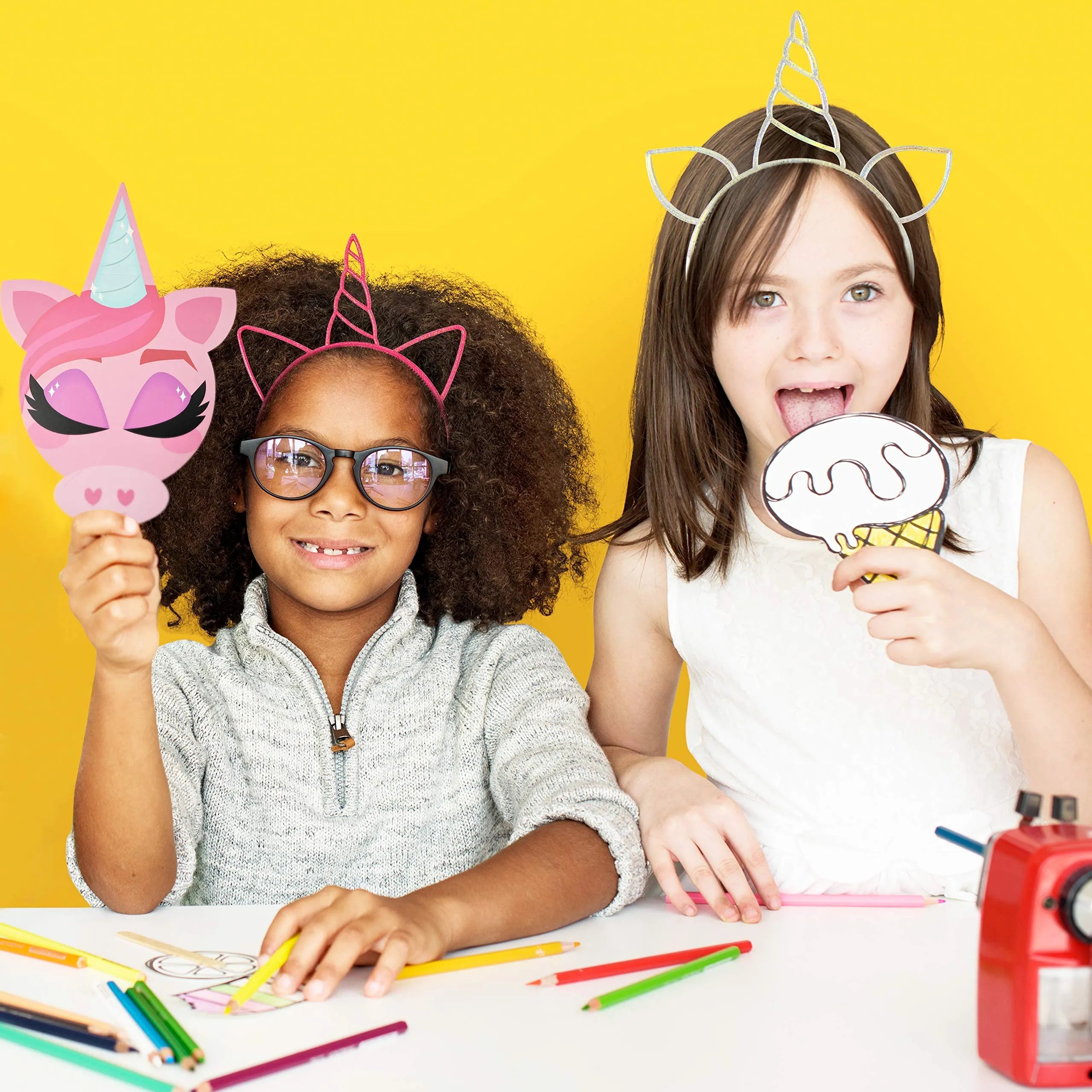 16 Pcs Kids Valentine's Cards with Unicorn Headbands - Classroom Exchange Gifts